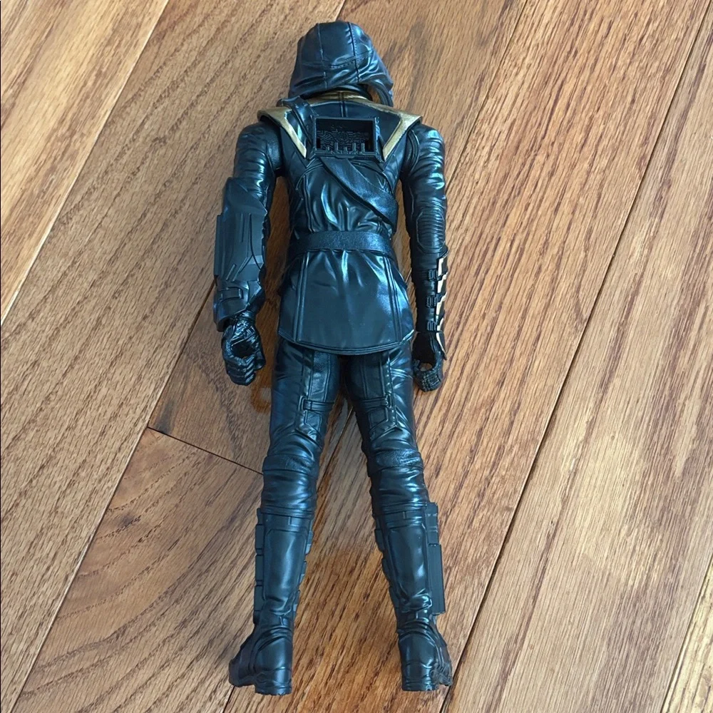 Antman and Hawkeye action figures - Picture 5 of 10